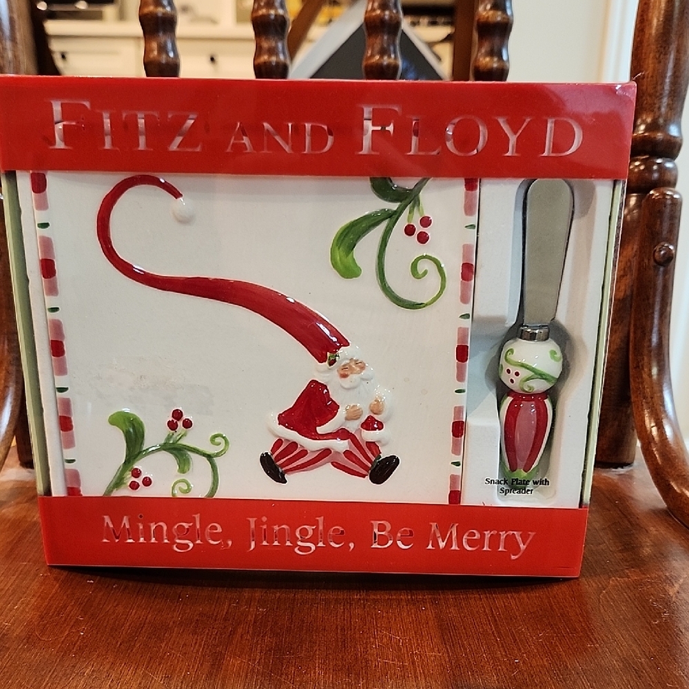 Fitz and Floyd Red and Green Holiday Cheese Spreader Set